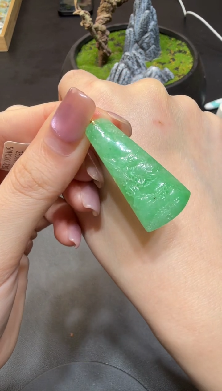 吊坠(不含链)18K金镶嵌翡翠翡翠饰品-141