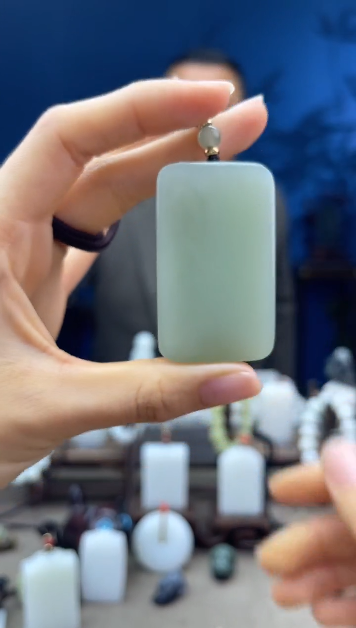 【闪购商品】和田玉颈饰未镶嵌1