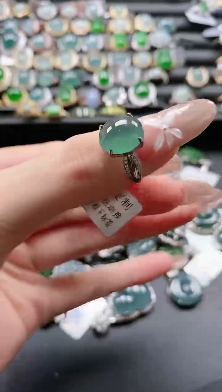 【闪购商品】翡翠戒指银S925镶嵌51511