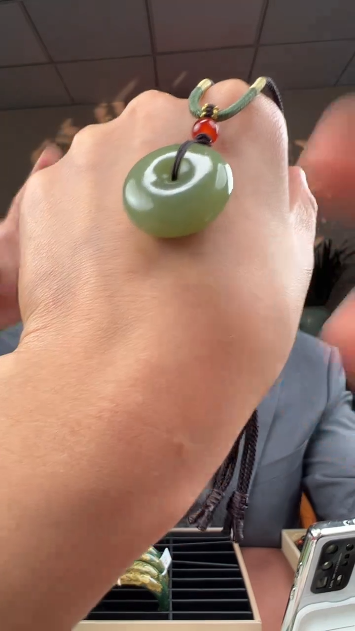 颈饰未镶嵌和田玉a8