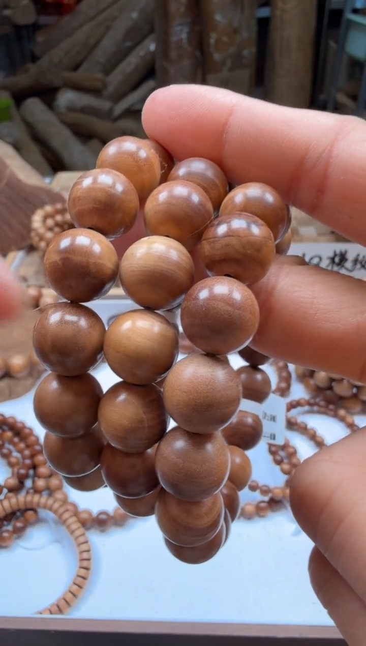 檀香木手串/手链1.2横纹微瑕单圈