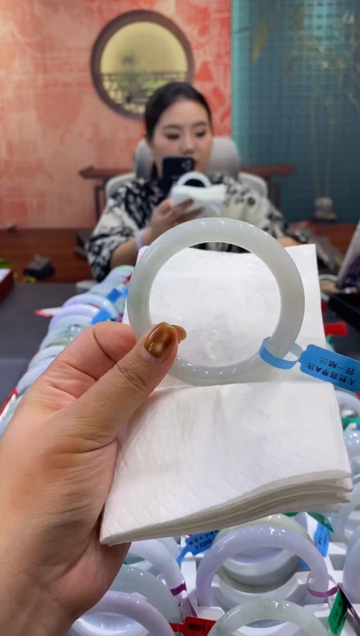 未镶嵌手镯翡翠多人00017056