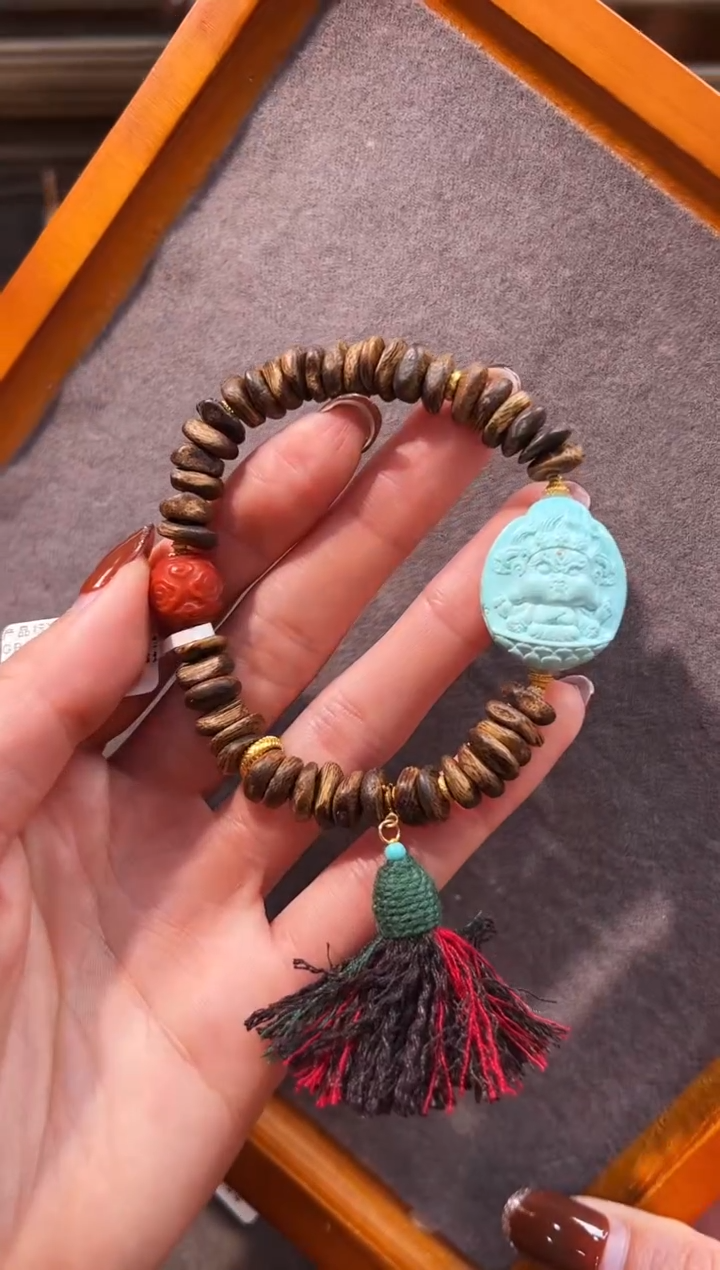 18K金镶嵌绿松石手链大黑天手链