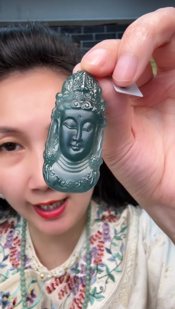颈饰未镶嵌翡翠牌子