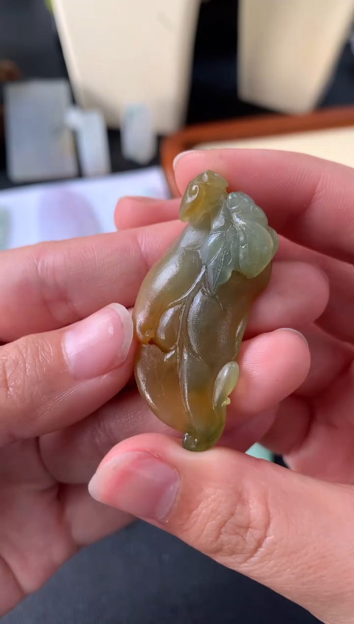 【闪购商品】定制翡翠未镶嵌翡翠