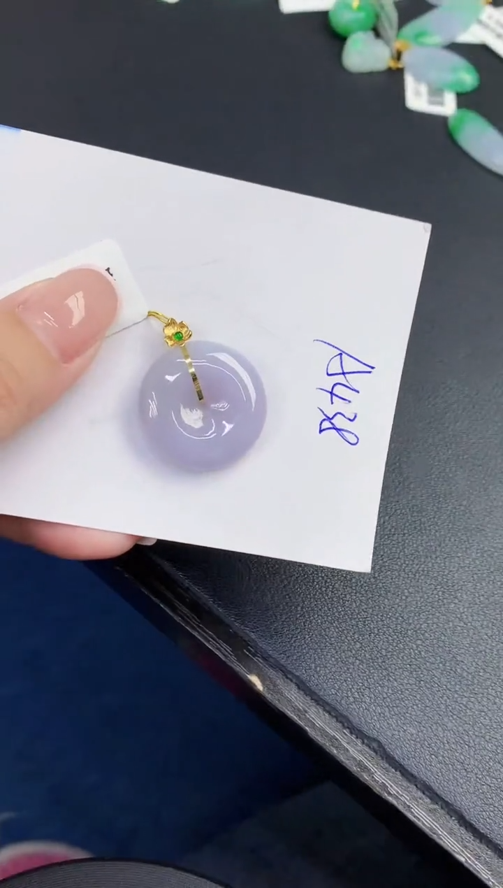 翡翠18K金镶嵌颈饰缅甸天然翡翠A货