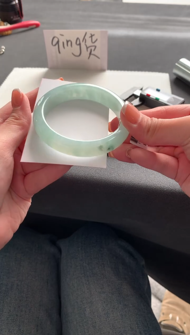 【闪购商品】翡翠手镯未镶嵌56.8正圈A7380买断