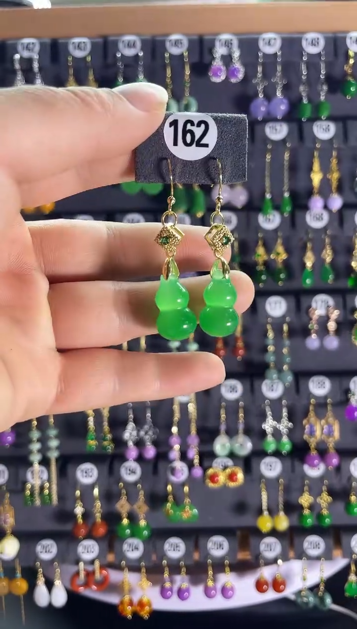 【闪购商品】翡翠耳饰银S925镶嵌162....