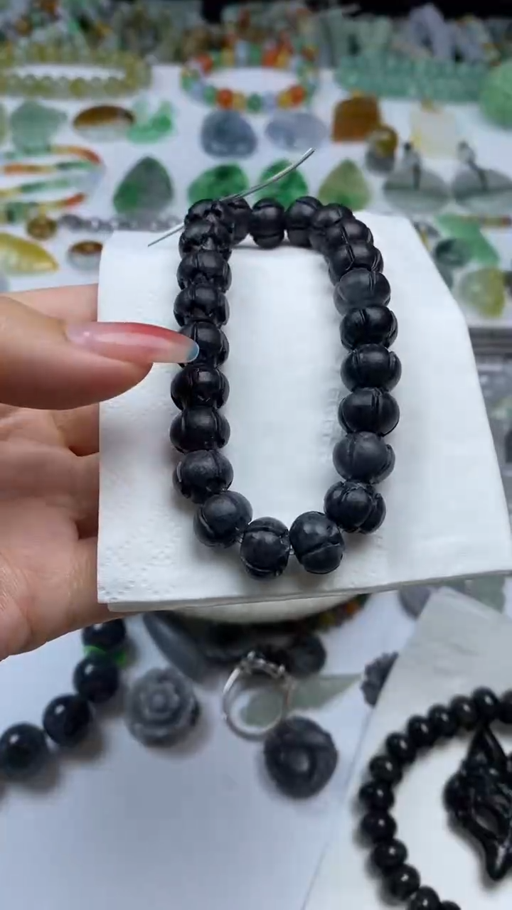 未镶嵌定制翡翠?****?毛货定制不退不换