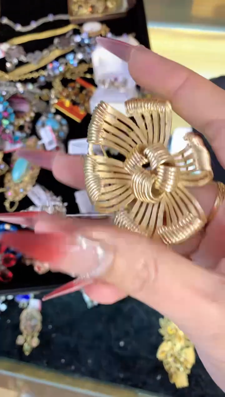 【闪购商品】瓷片楚楚中古珠宝甄选不退换