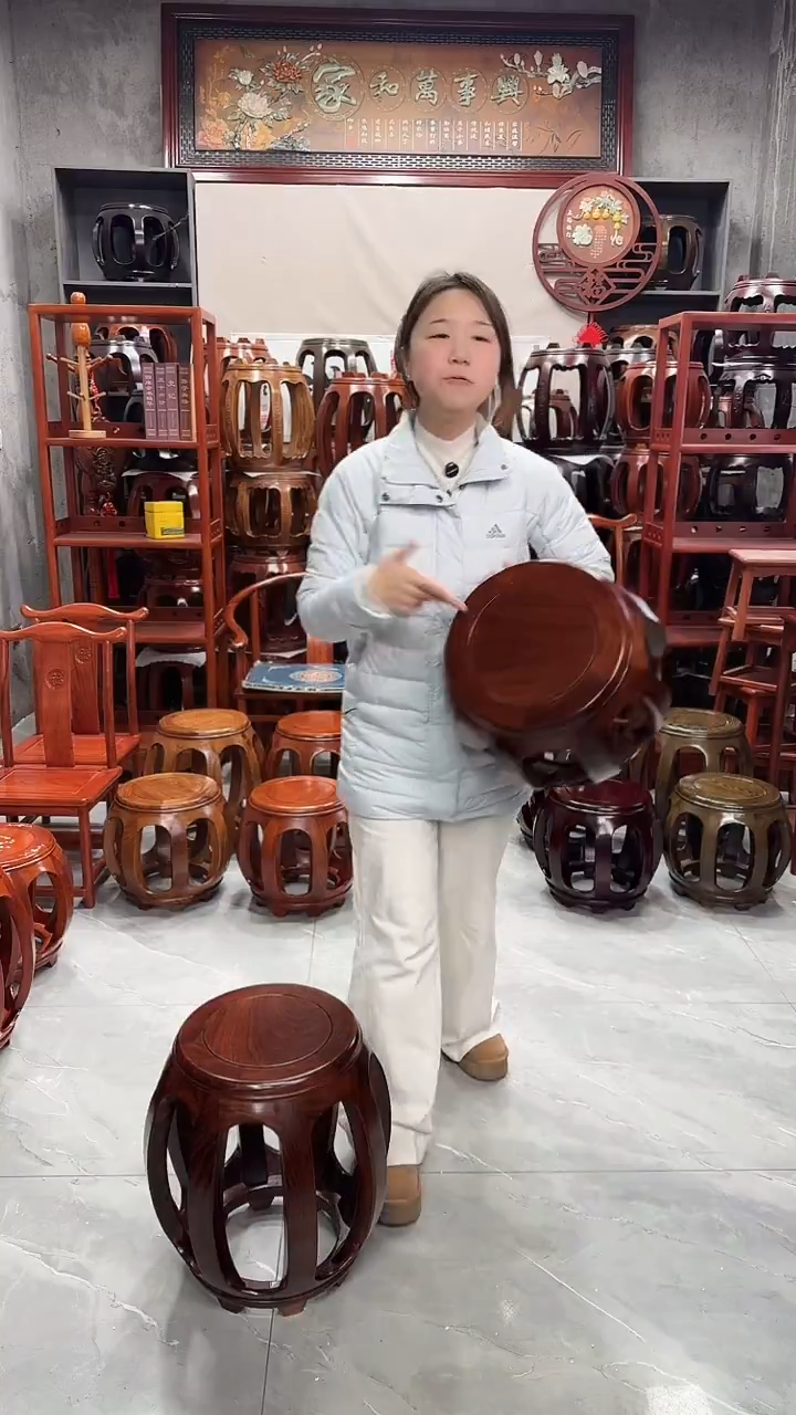 花梨木类家具胡桃色小号鼓凳一对（两条）