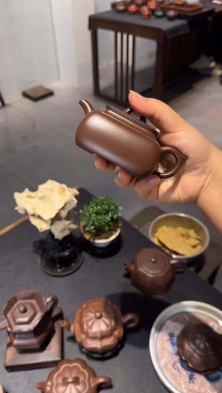 茶壶紫砂八**帆长四方 紫砂壶