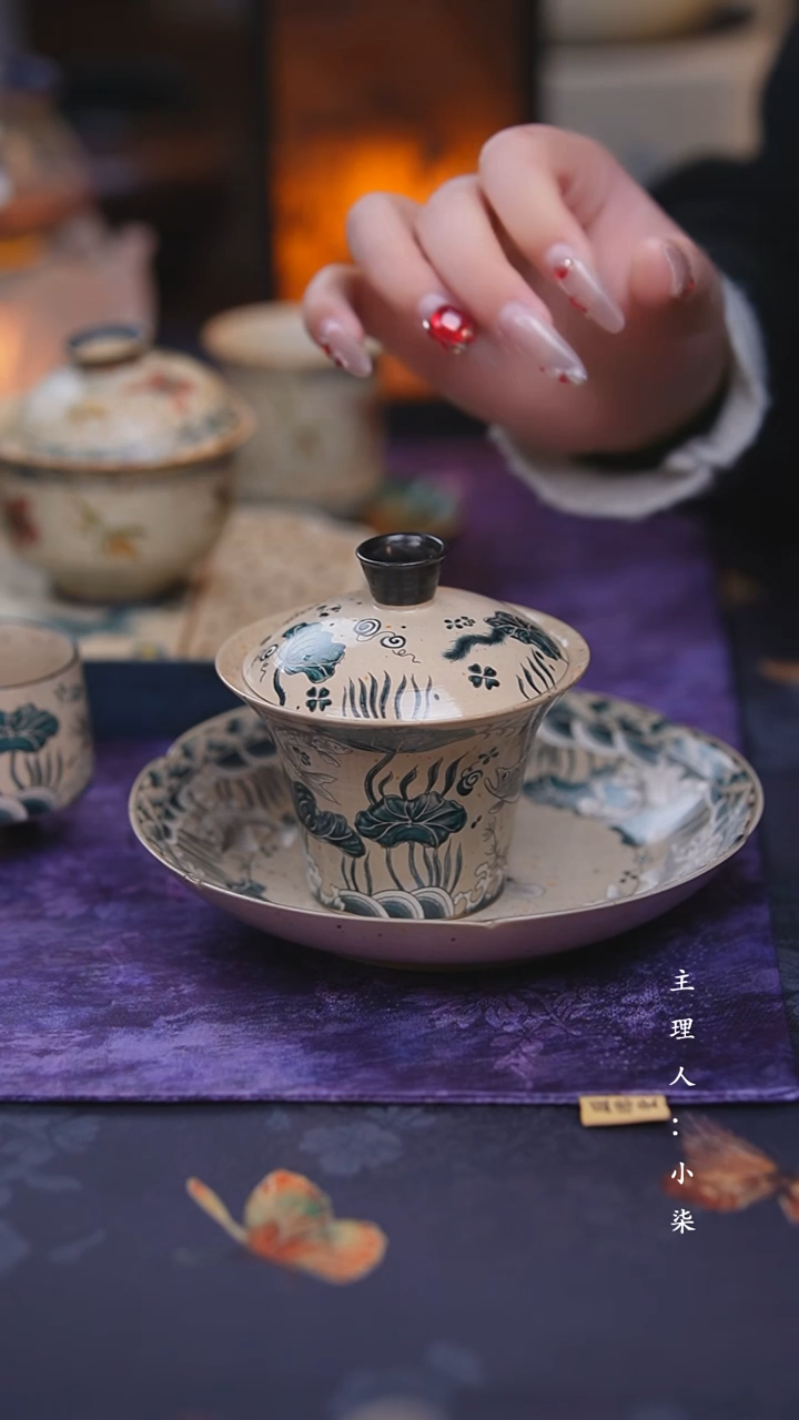 【闪购商品】【柒月】 银鱼澡纹马蹄盖碗