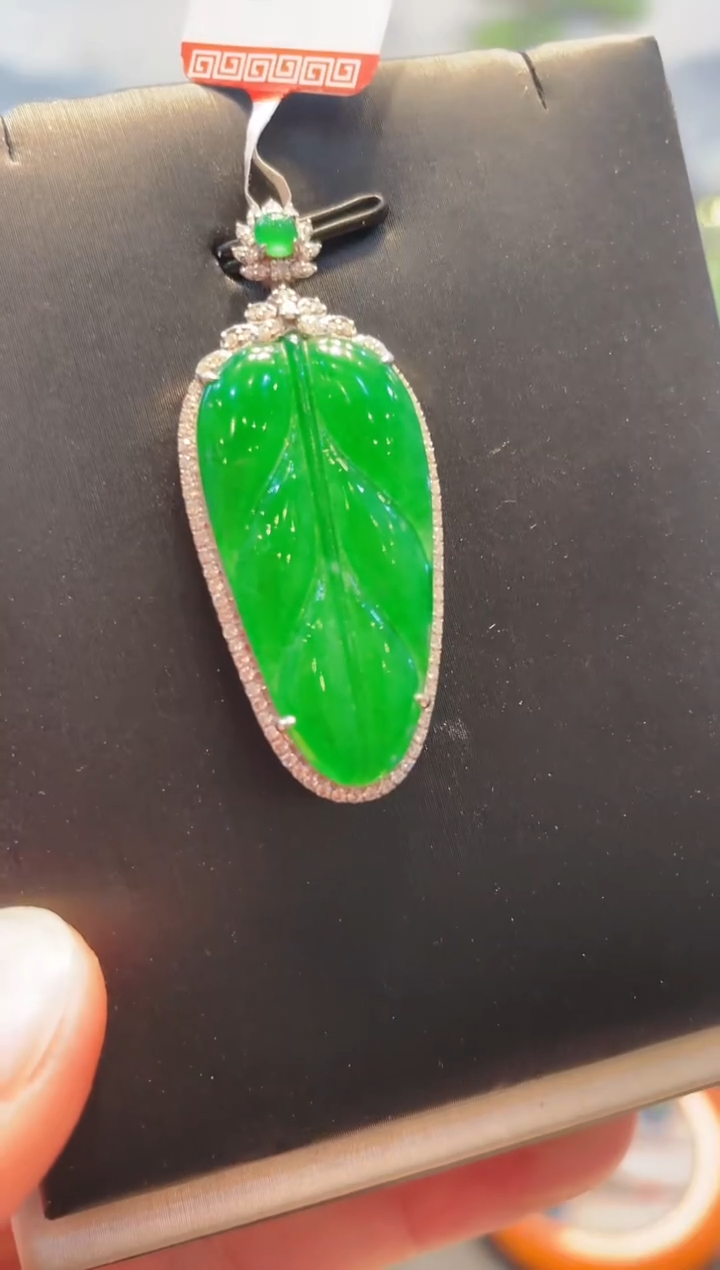 【闪购商品】翡翠颈饰18K金镶嵌A73天然A货翡翠