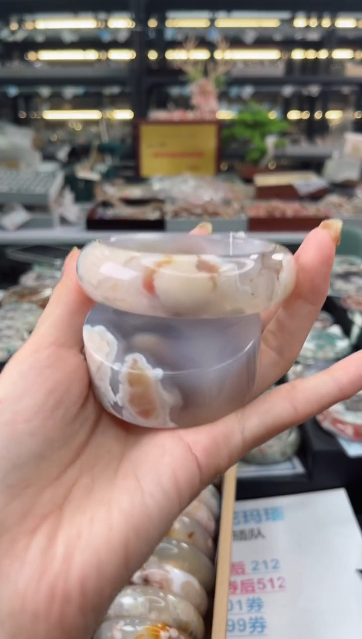 【闪购商品】石英质玉手镯未镶嵌60圈口（赠品镯心）3545691