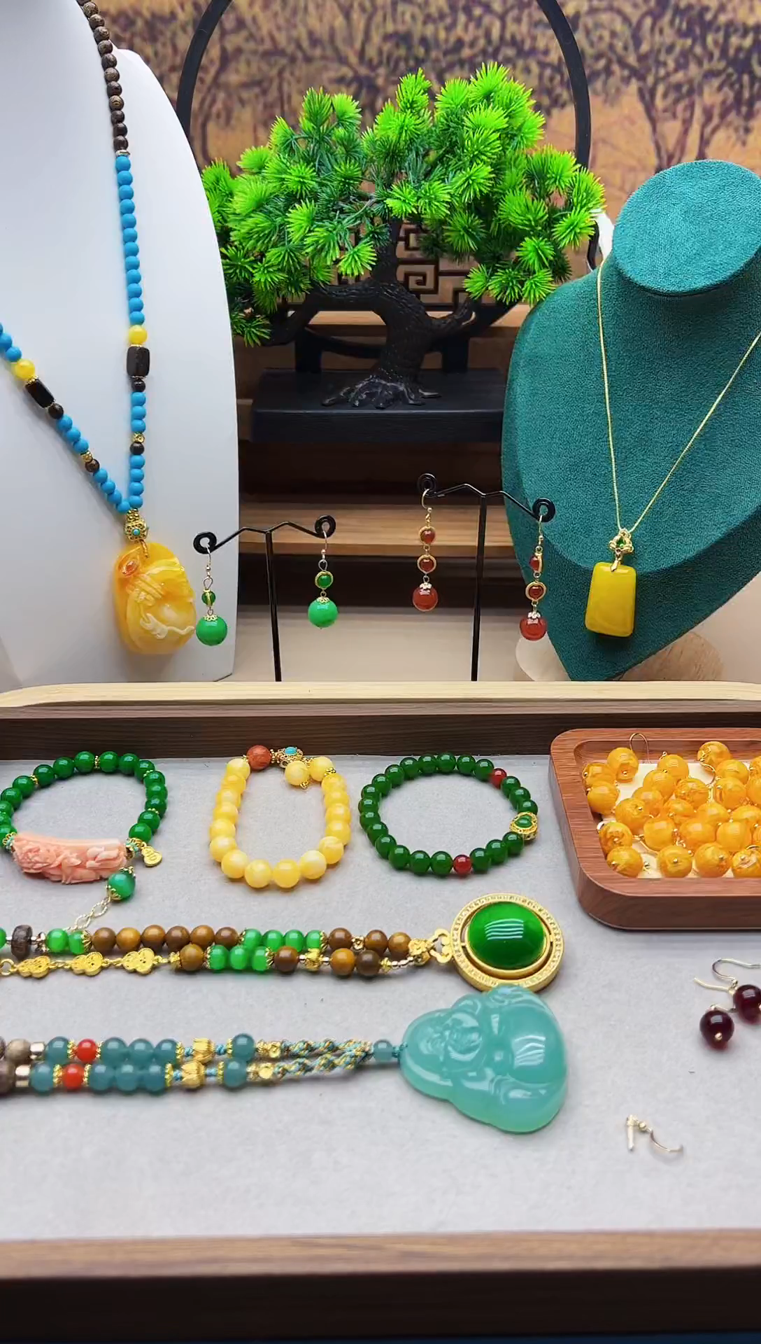 【闪购商品】和田玉耳饰14K金镶嵌E179      