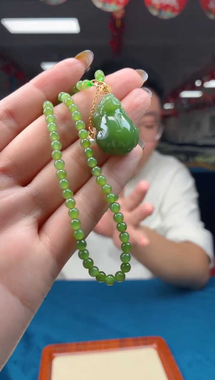 定制和田玉天然和田玉（拍一发一)