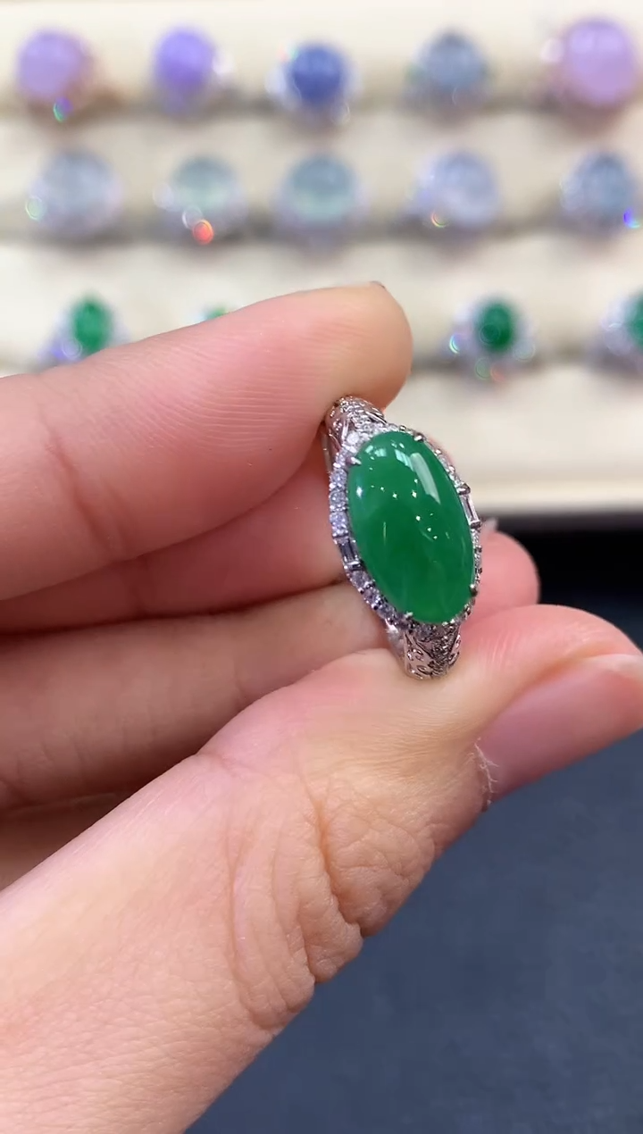 【闪购商品】翡翠戒指18K金镶嵌 B62      