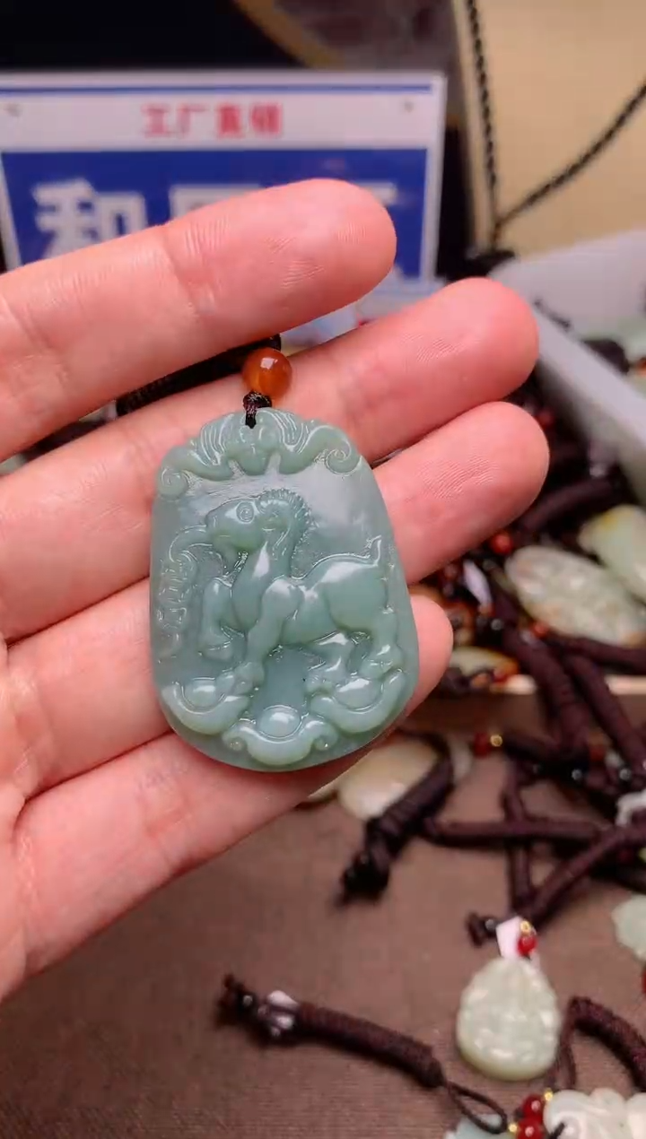 【闪购商品】和田玉颈饰未镶嵌1