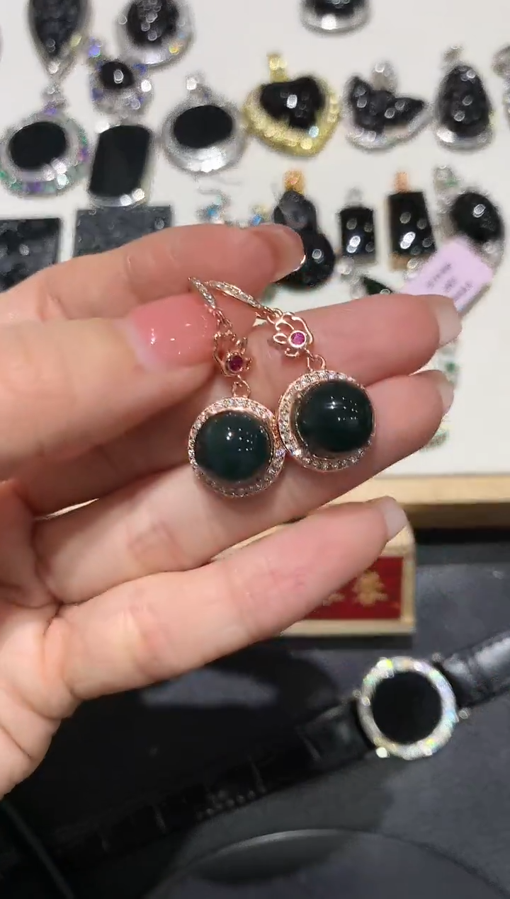 【闪购商品】翡翠吊坠(不含链)银S925镶嵌29多人多样性随机发货1件