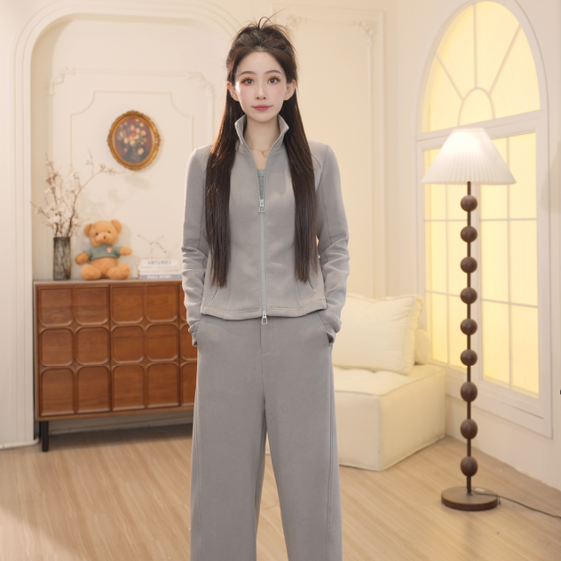 Basic House/百家好2025秋冬新款设计师休闲百搭加绒两件套DDP54