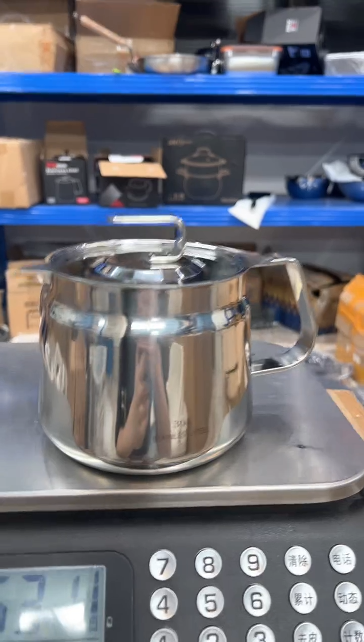 【闪购商品】不锈钢1200ml油壶