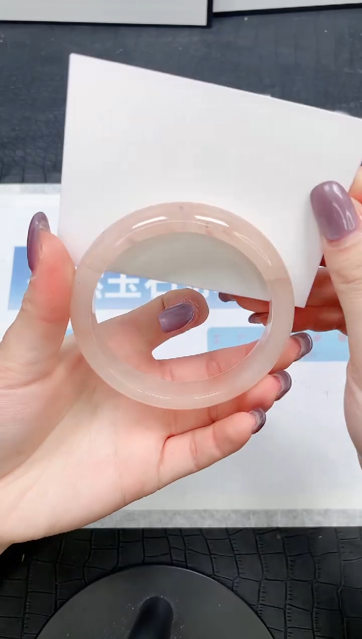 【闪购商品】石英质玉手镯未镶嵌240-60.8