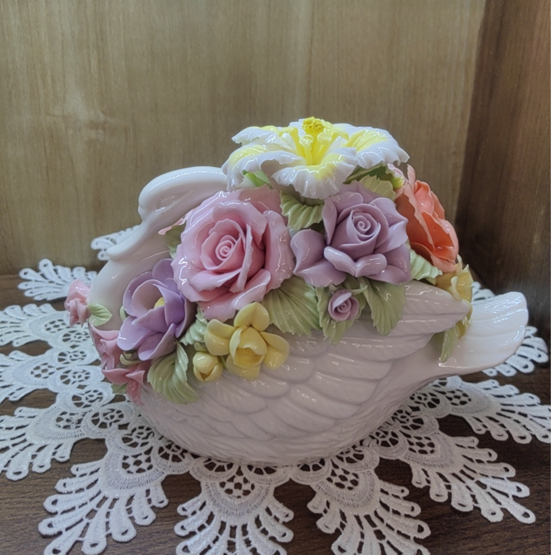 迷你陶瓷手工小花篮非遗纯手工捏花玫瑰少女心ins小摆件客厅饰品