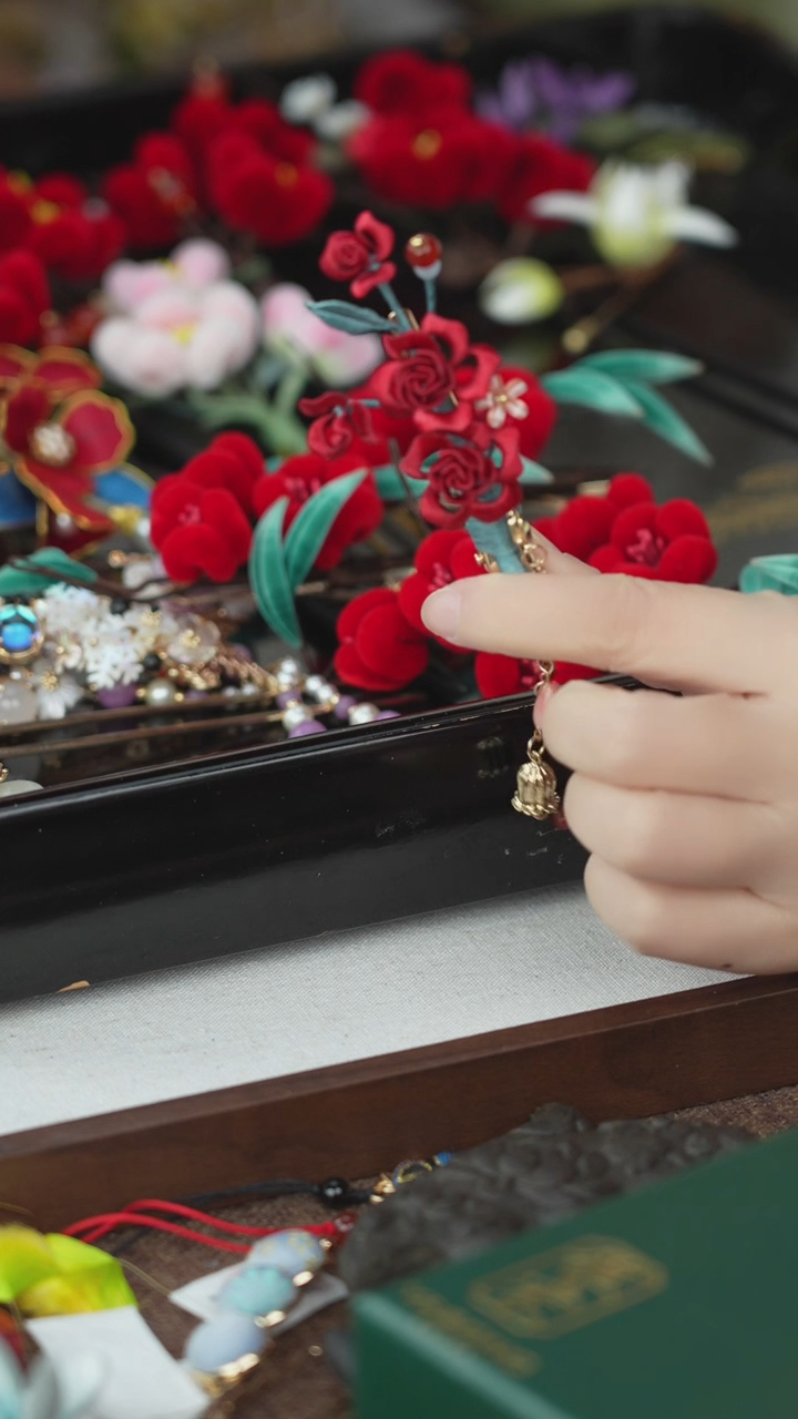 织绣闪购纯手工非遗国风饰品