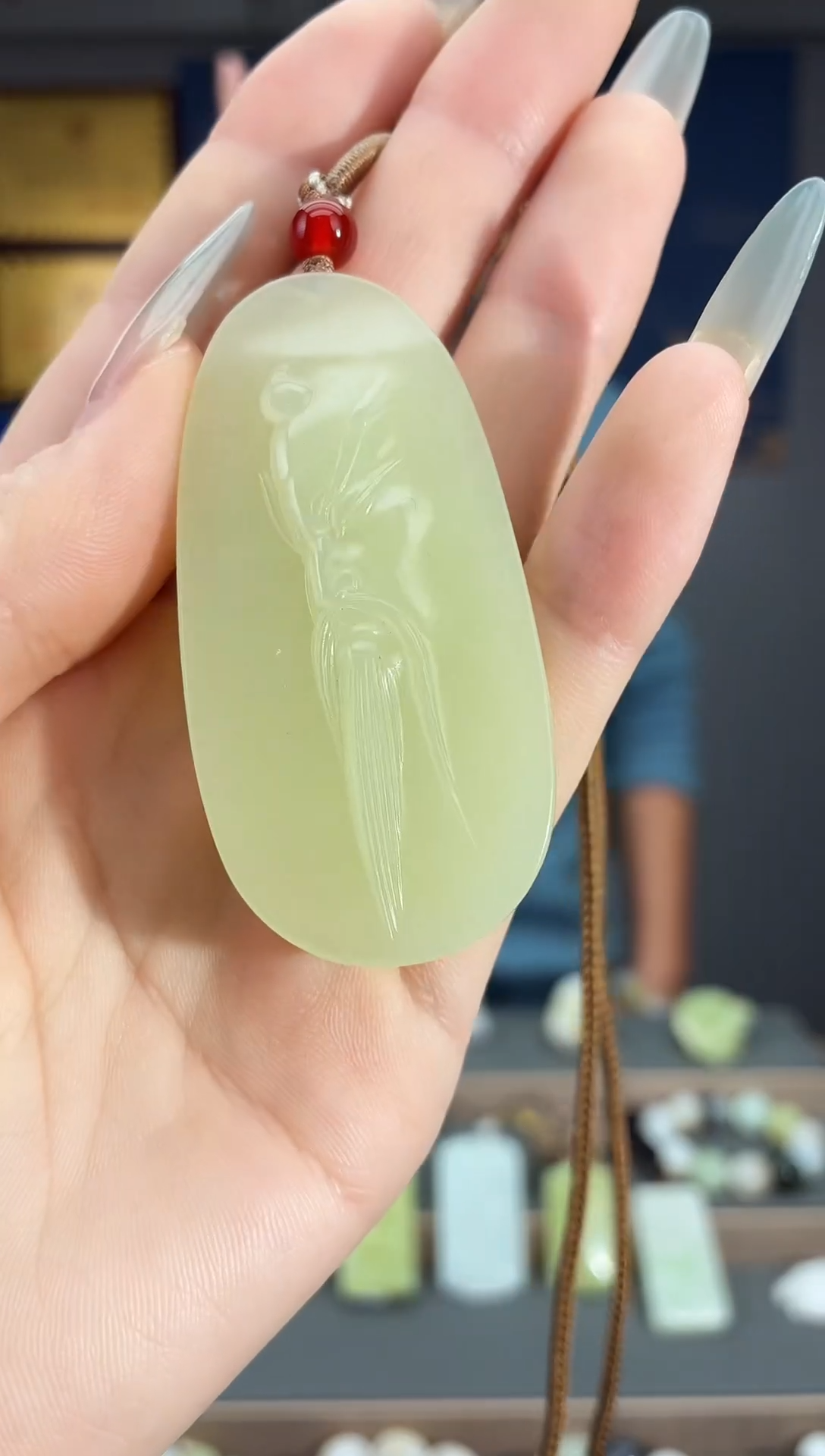 颈饰未镶嵌和田玉1