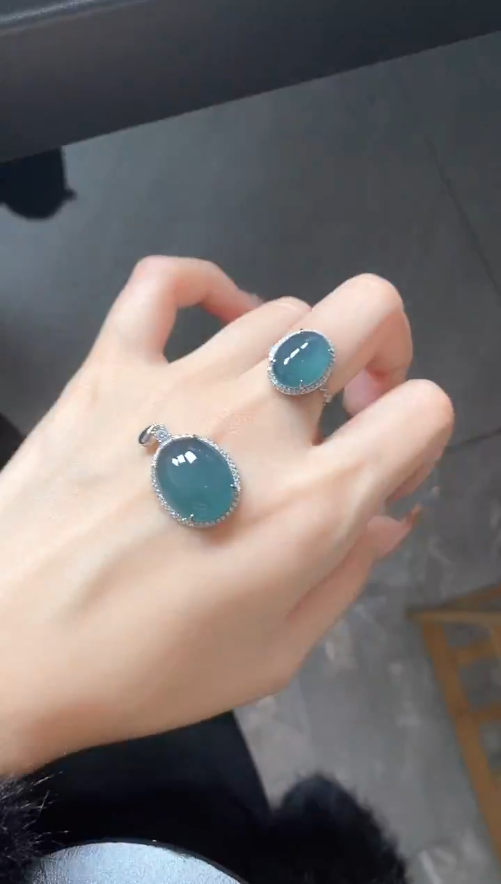 银S925镶嵌戒指翡翠51511