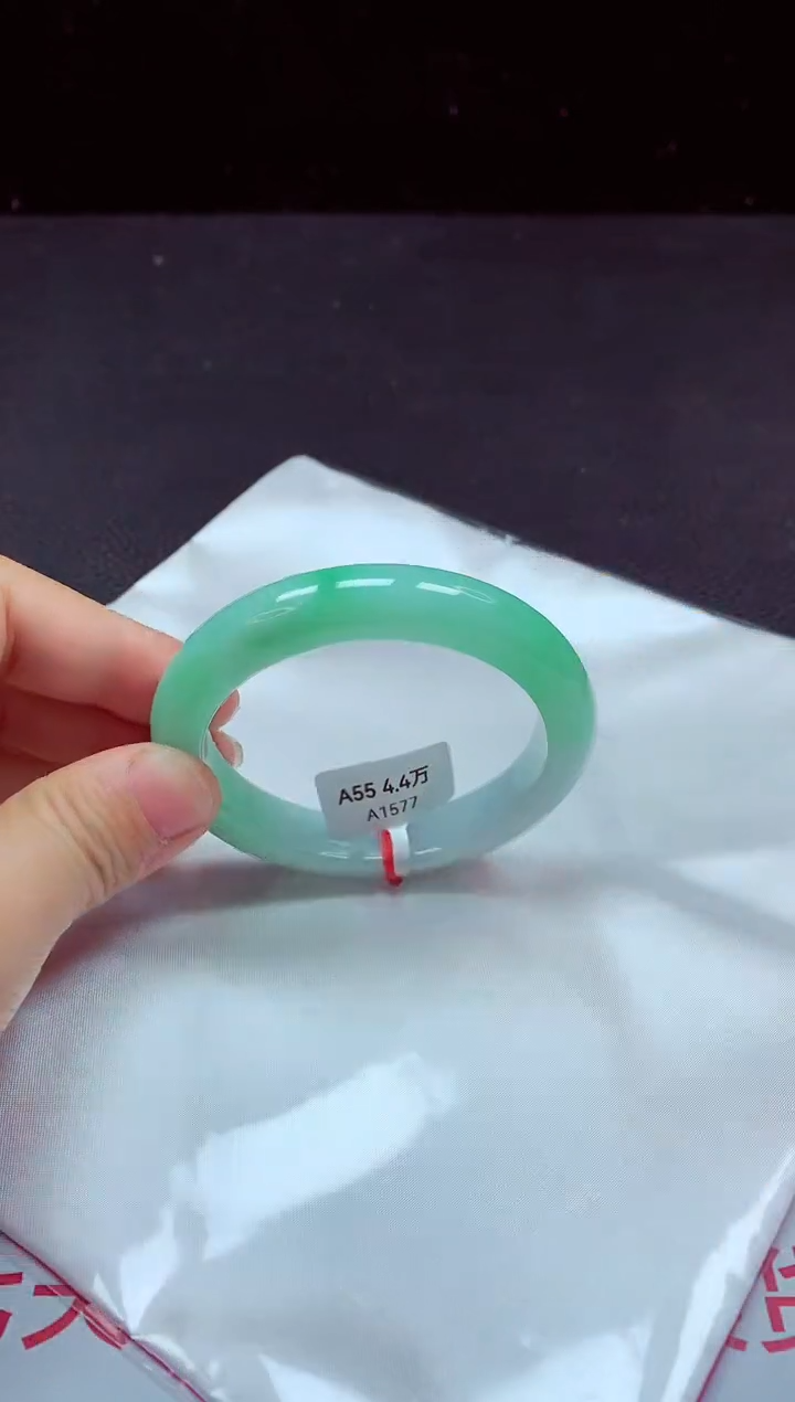 【闪购商品】翡翠手镯足银镶嵌镯子55+