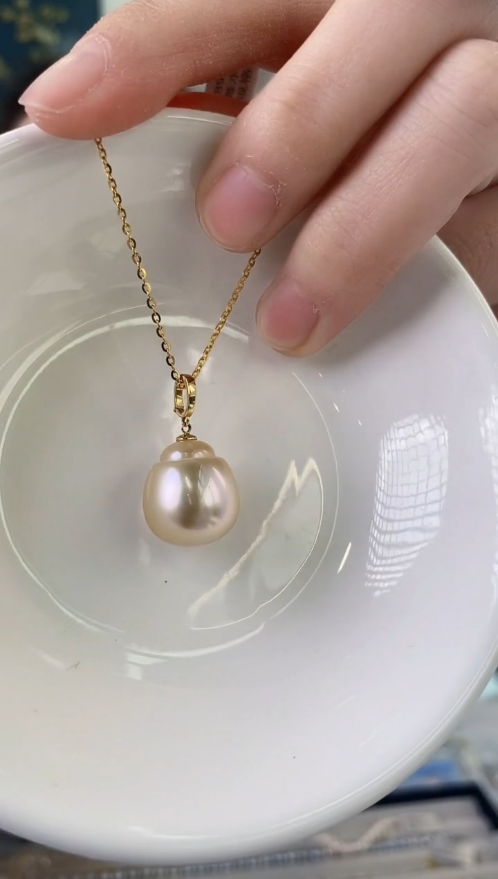 【闪购商品】海水珍珠吊坠(赠链)18K金镶嵌13-14海水珍珠吊坠