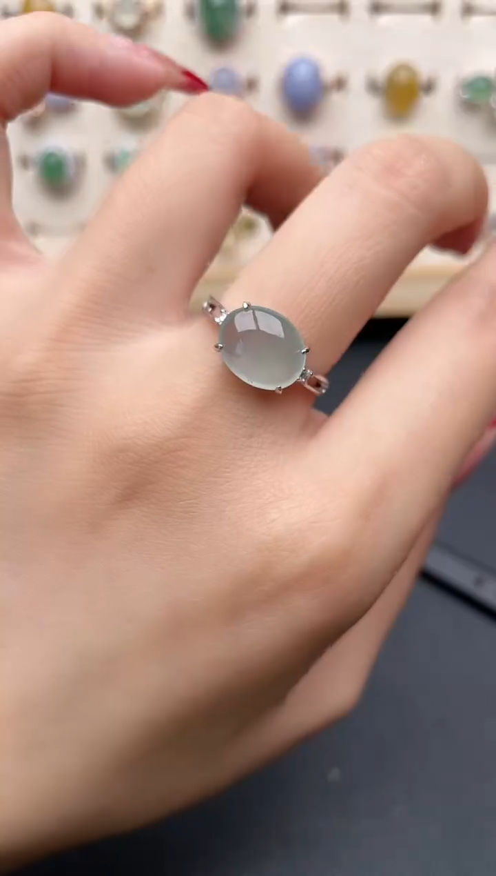 【闪购商品】翡翠戒指银S925镶嵌一物一证一礼盒