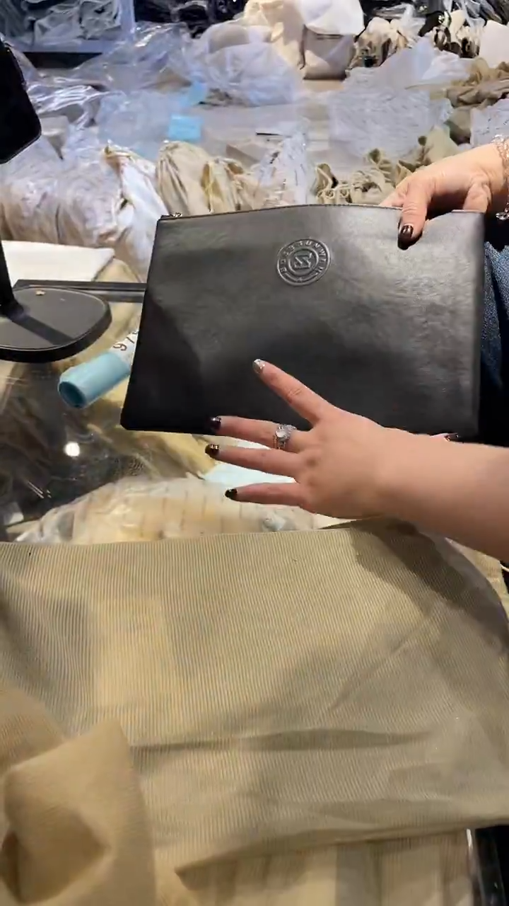 头层牛皮975品牌男包清货中（不要卡单，理性消费）