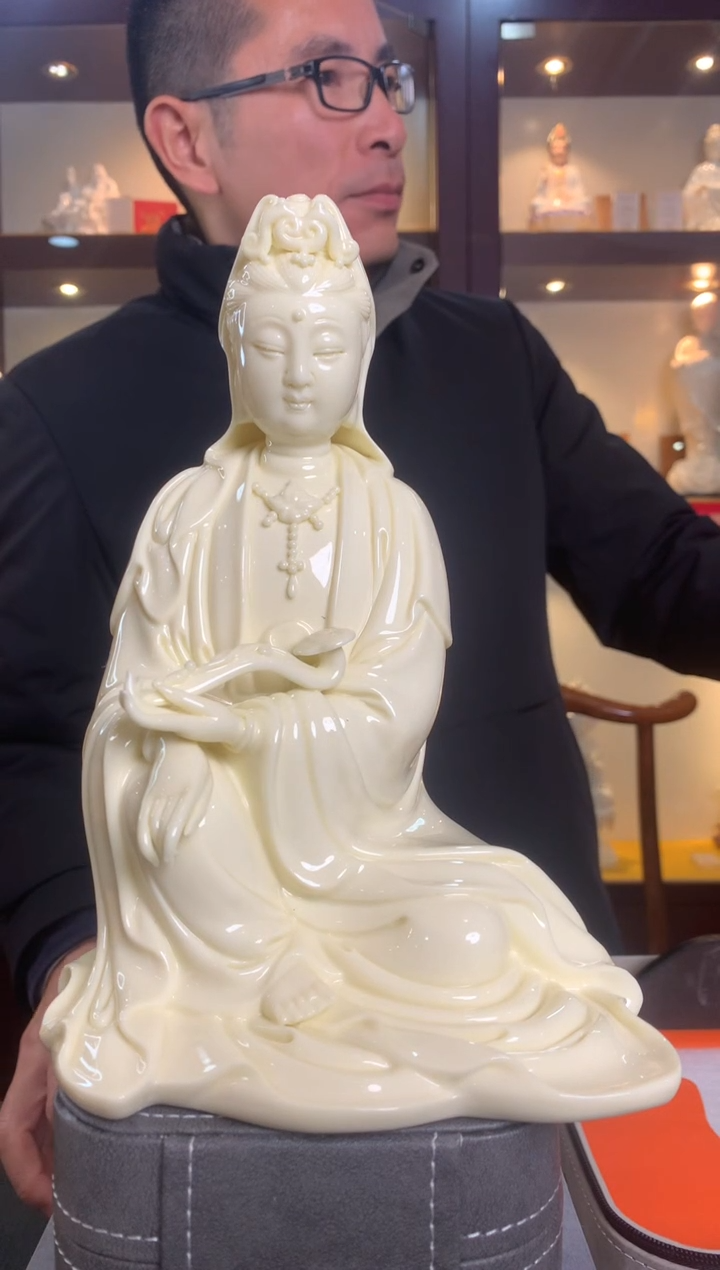 【闪购商品】摆件吉祥观音 德化白瓷