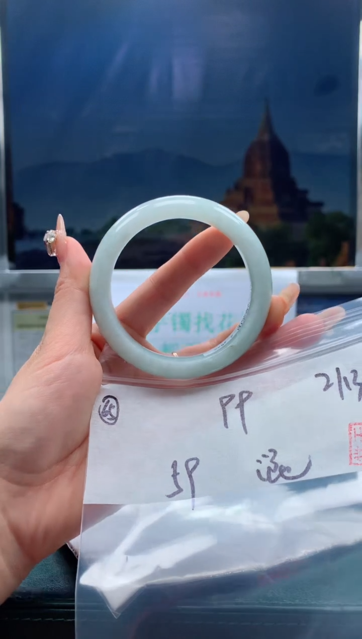 【闪购商品】翡翠手镯未镶嵌000000065