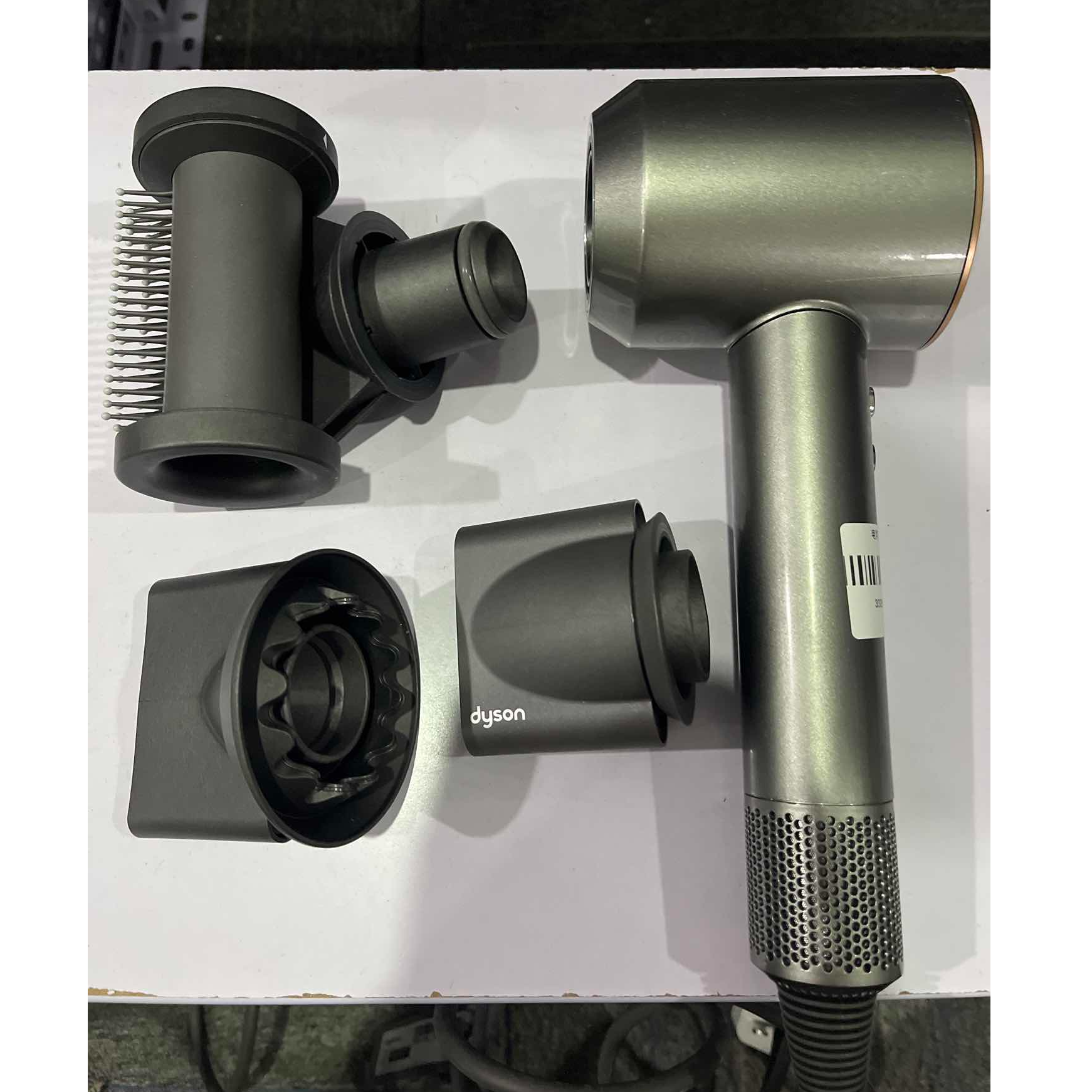 9新 dyson/戴森 【二手】武汉仓吹风机轻微划痕功能完好