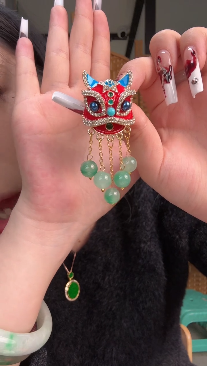 【闪购商品】石英质玉胸针合金胸针