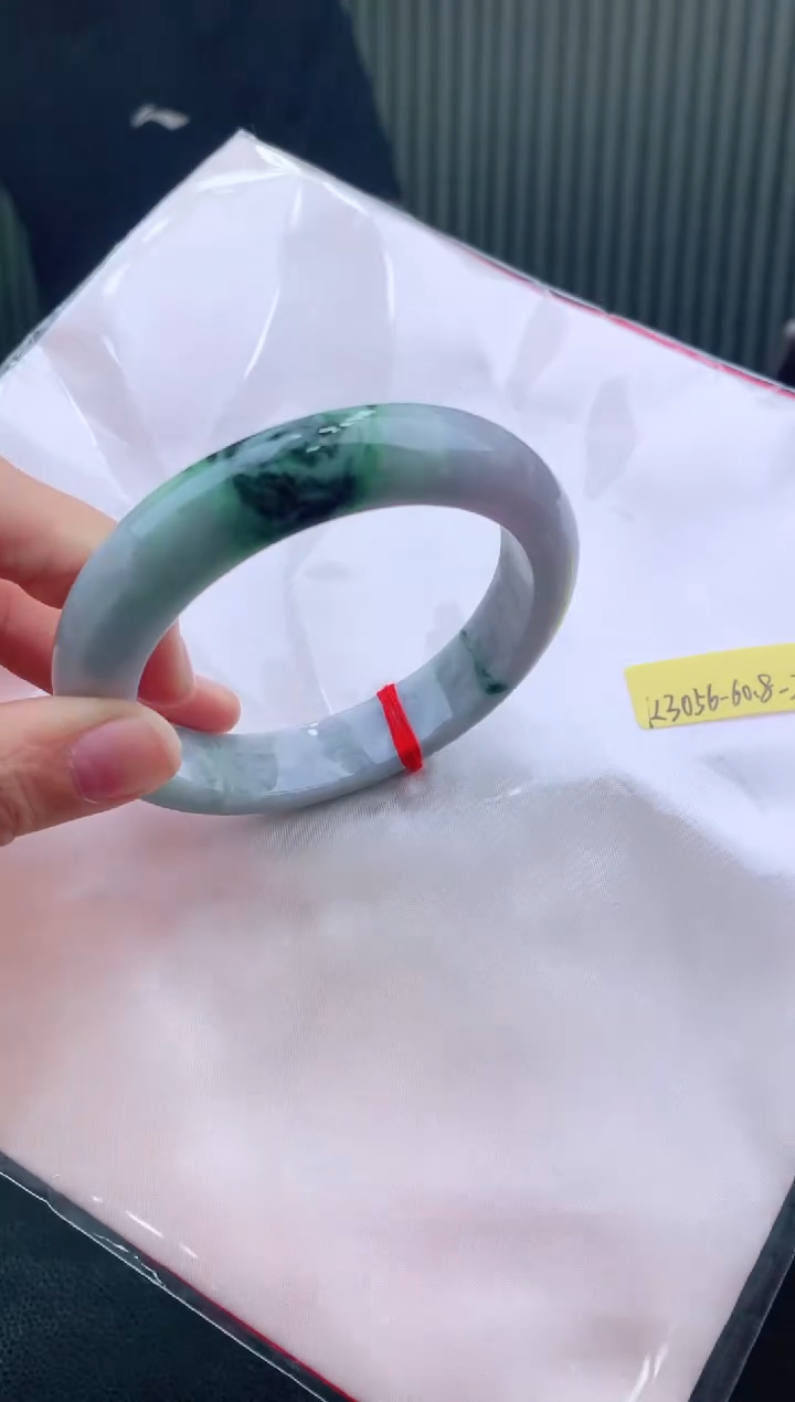 未镶嵌手镯翡翠60