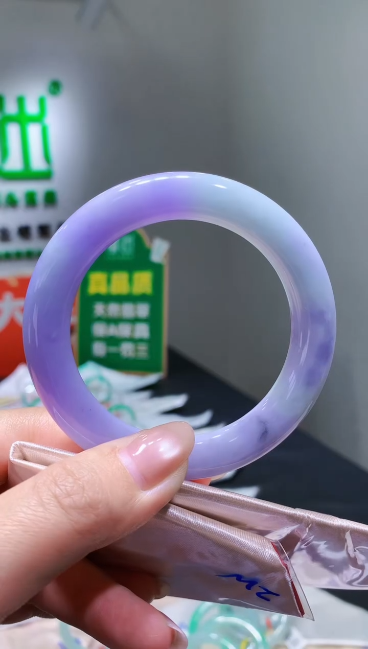 未镶嵌手镯翡翠-k57 天然缅甸A货翡翠58圆条