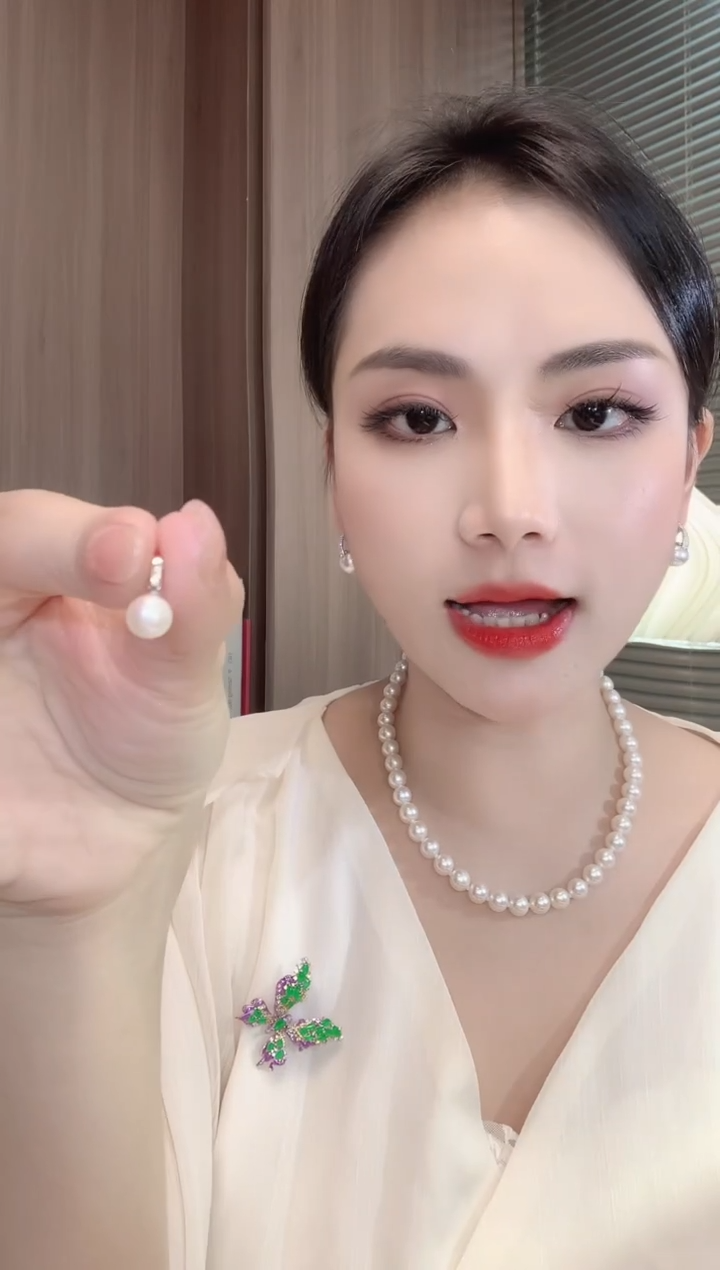 18K金镶嵌海水珍珠吊坠(不含链)D2 多样性发一件