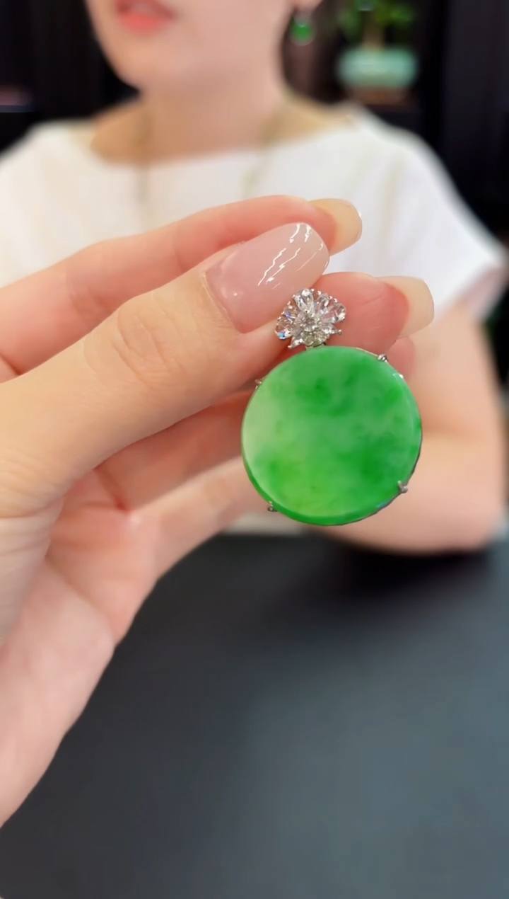 翡翠未镶嵌颈饰 缅料A货/支持复检/一件