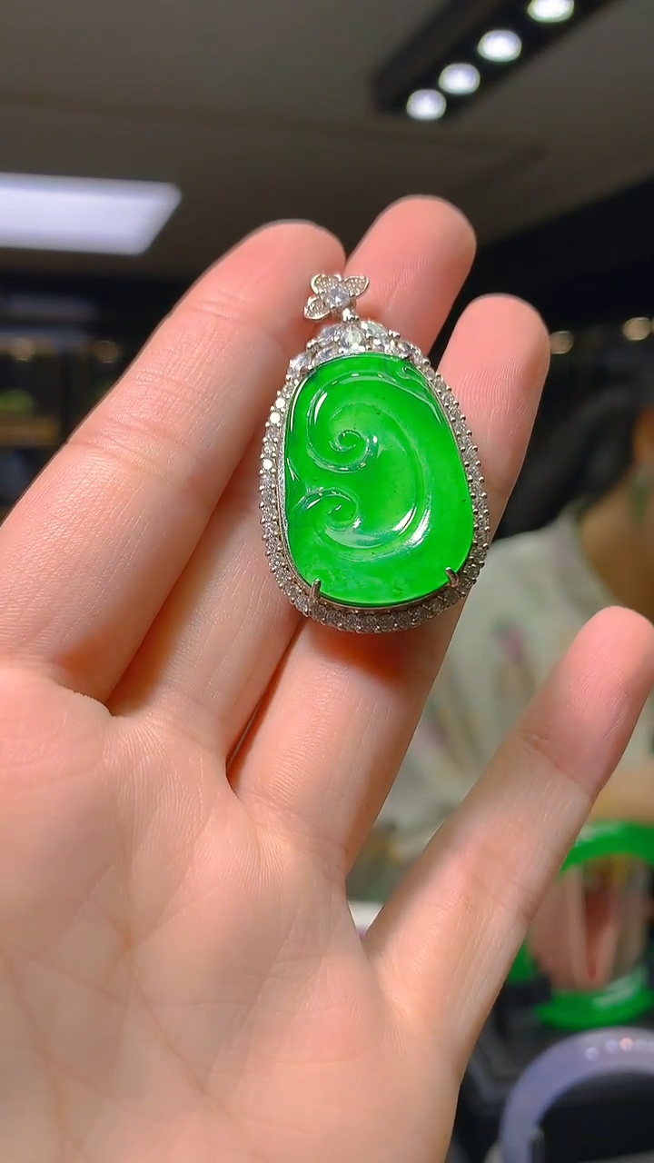 吊坠(赠链)银S925镶嵌翡翠005（多样性发其一）