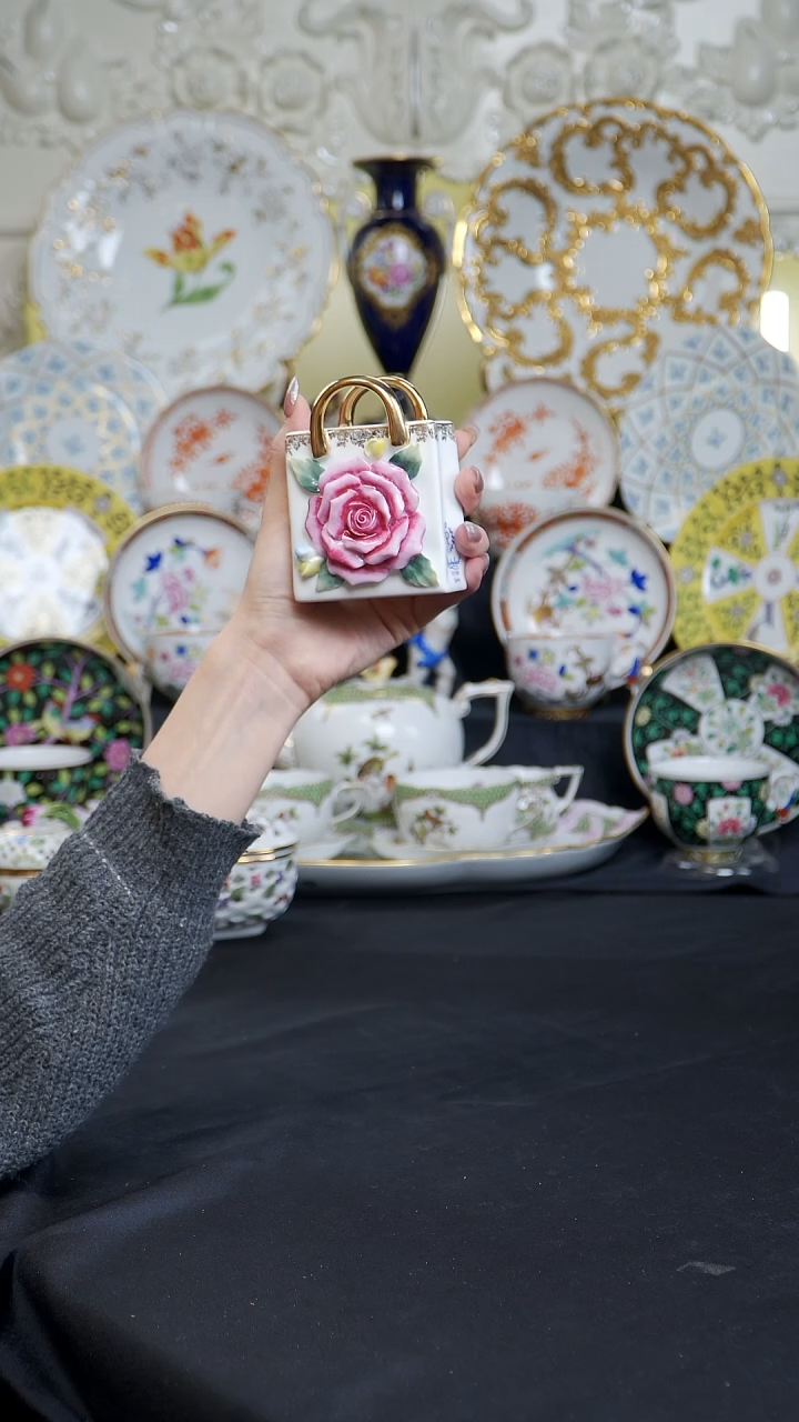 骨瓷婷婷中古器物如图所示93