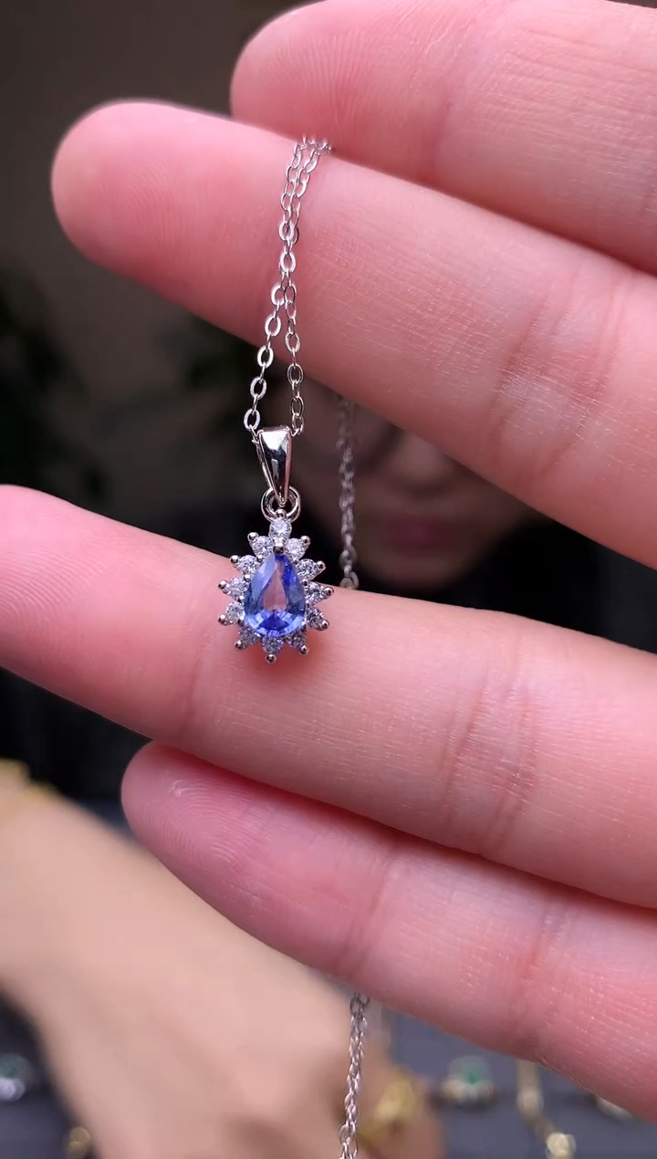 颈饰蓝宝石银S925镶嵌吊坠