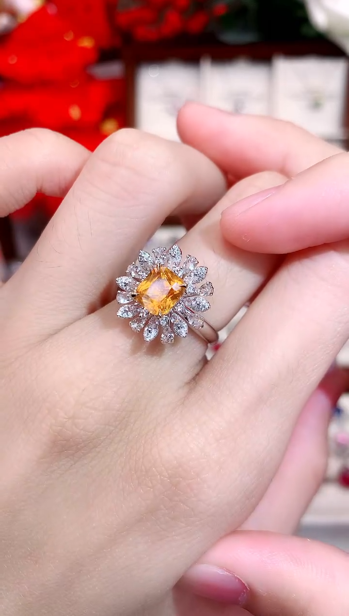 【闪购商品】彩色蓝宝石戒指18K金镶嵌1.89ct/天然宝石/