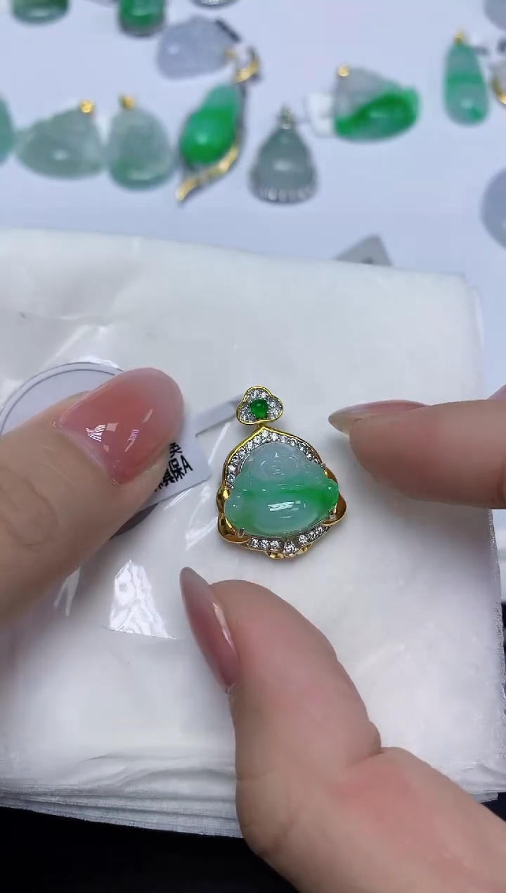 颈饰未镶嵌翡翠天然缅甸翡翠A货多样性发一件