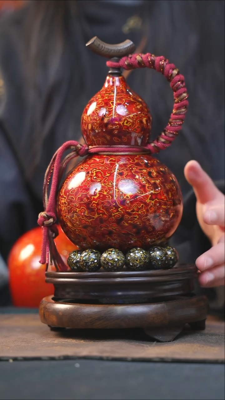 【闪购商品】YN179漆艺酒葫芦不包手串及旋转底座
