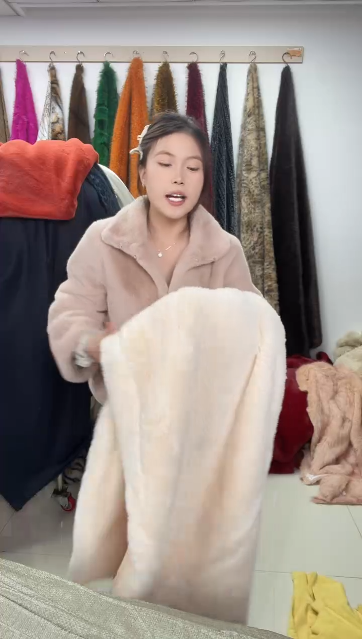 狐狸毛D747尺寸1.7*0.6